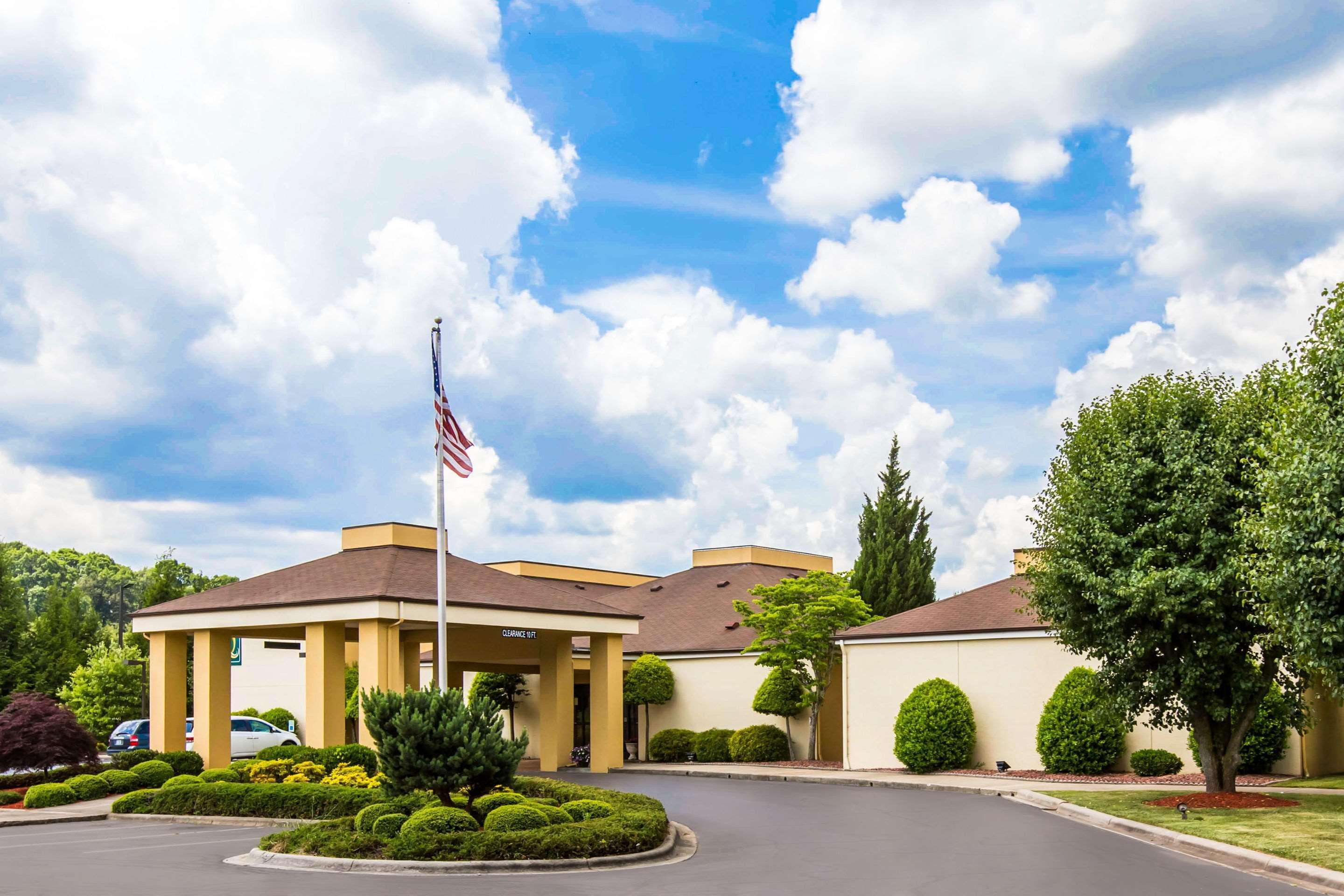 Quality Inn West Of Asheville Canton Exterior foto